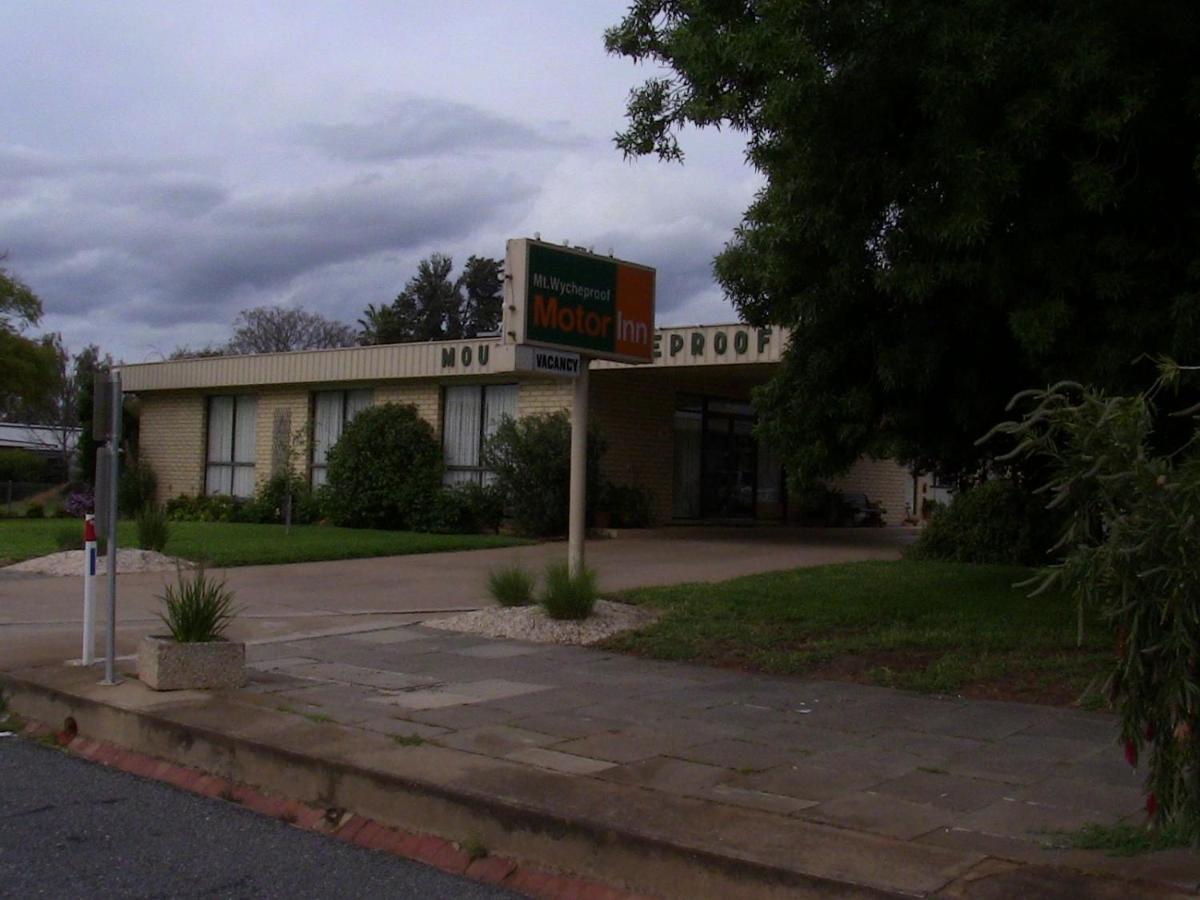 Mount Wycheproof Motor Inn Dış mekan fotoğraf